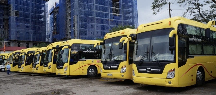 Nhà xe Hưng Thành